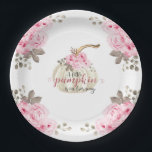 Ein kleiner Kürbis Wasserfarbe Rosa Glitzer Pappteller<br><div class="desc">Ein kleiner Kürbis ist auf dem Weg Babydusche Thema wäre nicht vollständig ohne Papier Teller. Die rosa Blume auf einem weißen Kürbis sind mit einem kleinen Kürbis geschmückt. Das Wort Kürbis ist mit rosa Glitzer gefärbt.</div>