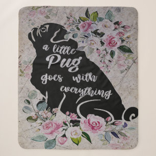 Ein kleiner Mops geht mit allem um   Geschenk für  Sherpadecke