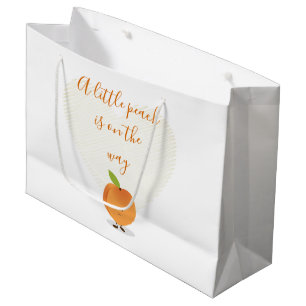 Ein kleiner Pfirsich ist auf der Weise Babyparty Große Geschenktüte