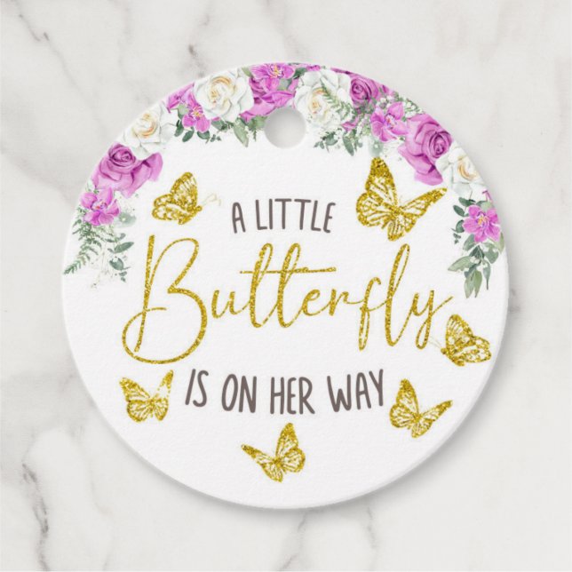 Ein kleiner Schmetterling ist auf dem Weg Circle F Geschenkanhänger (Vorderseite)