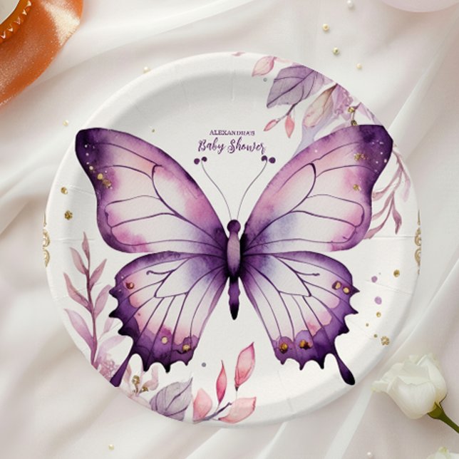 Ein kleiner Schmetterling ist auf dem Weg zur Baby Pappteller (Von Creator hochgeladen)