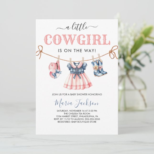 Ein kleines Cowgirl Wild West Blue Baby Dusche Einladung (Stehend Vorderseite)