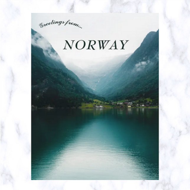 Ein kleines Fischerdorf in Årdal Norwegen Postkarte (Von Creator hochgeladen)