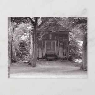 Ein kleines Haus im Wald Postkarte