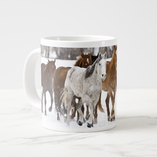 Ein landschaftlicher Winter Jumbo-Tasse (Vorderseite Links)