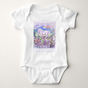 Ein lila Paradies & Schnee Baby Strampler