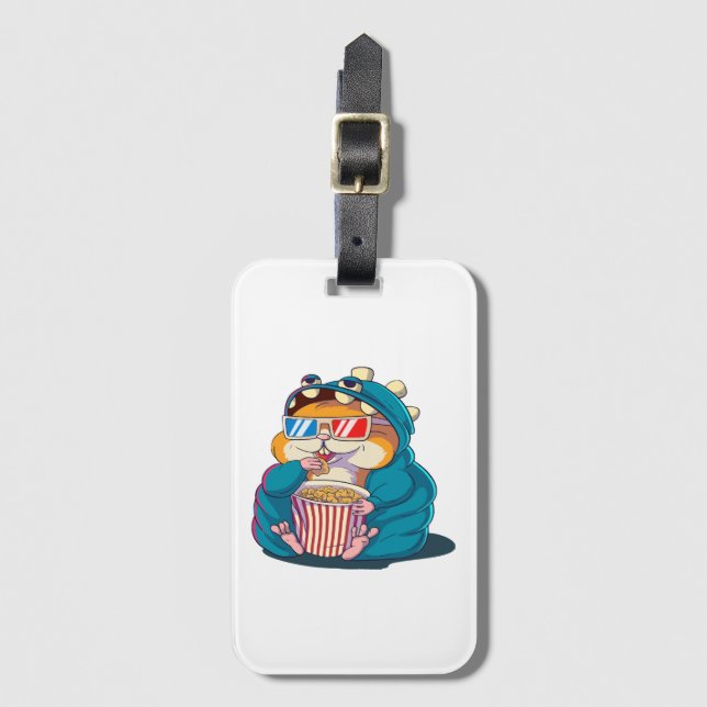 Ein lustiger Hamster mit Brille frisst Popcorn Gepäckanhänger (Vorderseite Vertikal)