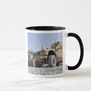Ein M-ATV Bergwerk beständiger Hinterhalt Tasse