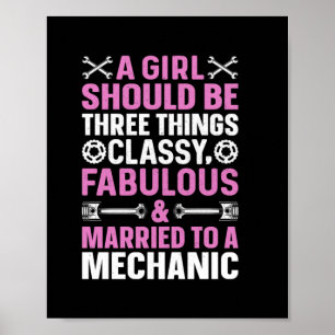 Ein Mädchen, das an einen Mechanismus Verheiratet Poster