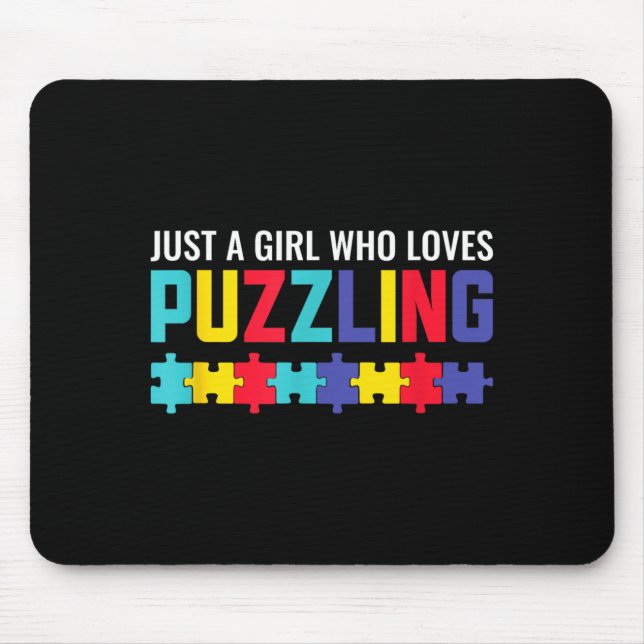 Ein Mädchen, das Rätsel-Rätsel-Horror liebt Mousepad (Vorne)