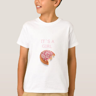 ein Mädchen ist geboren T-Shirt