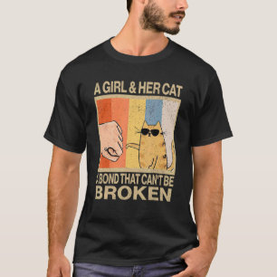 Ein Mädchen und ihre Katze eine Anleihe, die nicht T-Shirt