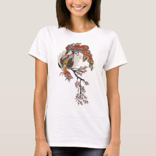 ein magischer Phönix, der auf einer blühenden Saku T-Shirt