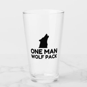 Ein Mann Wolf Pack Glas