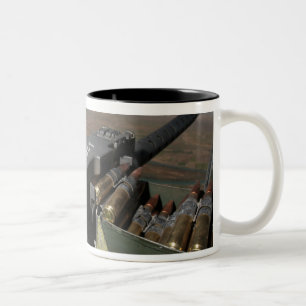 Ein Maschinengewehr mit 50 Kalibern Zweifarbige Tasse