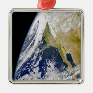 Ein massives Niedrigdrucksystem Silbernes Ornament