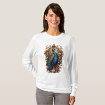 Ein maximalistisches T - Shirt-Design mit Pfau