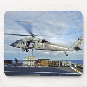 Ein MH-60S Seahawk bereitet vor sich, ammunitio zu Mousepad