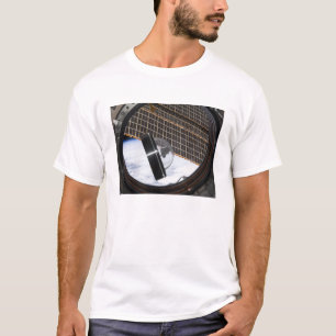 Ein Mondfelsen 2 T-Shirt