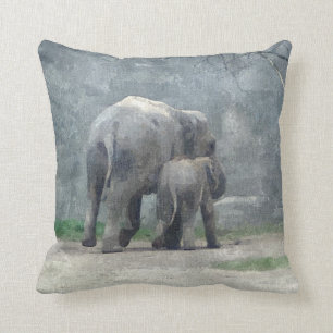 Ein Mutter-Liebe-Elefant-Kissen Kissen
