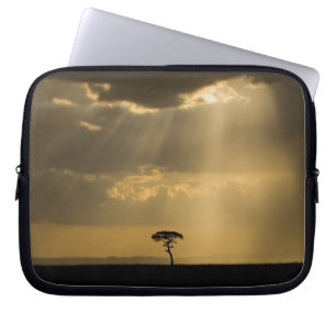 Ein mystischer Sonnenuntergang bei der Rückkehr in Laptopschutzhülle
