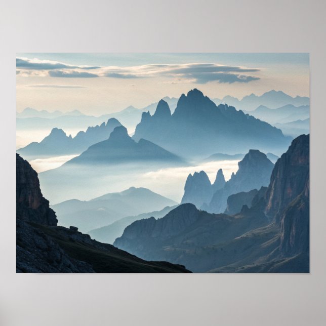 Ein Nebel-Meer: Majestic Mountains bei Sonnenaufga Poster (Vorne)