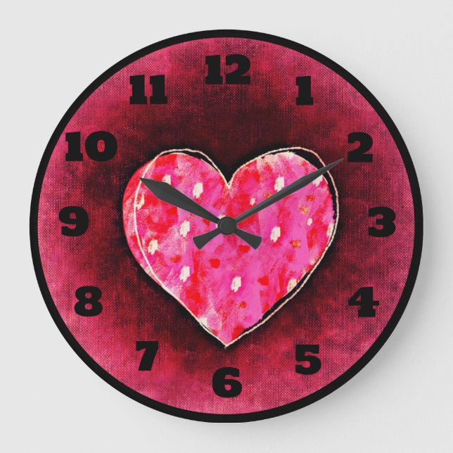 Ein Niedliches, von Hand gezogenes rosa Herz auf e Große Wanduhr (Vorderseite)
