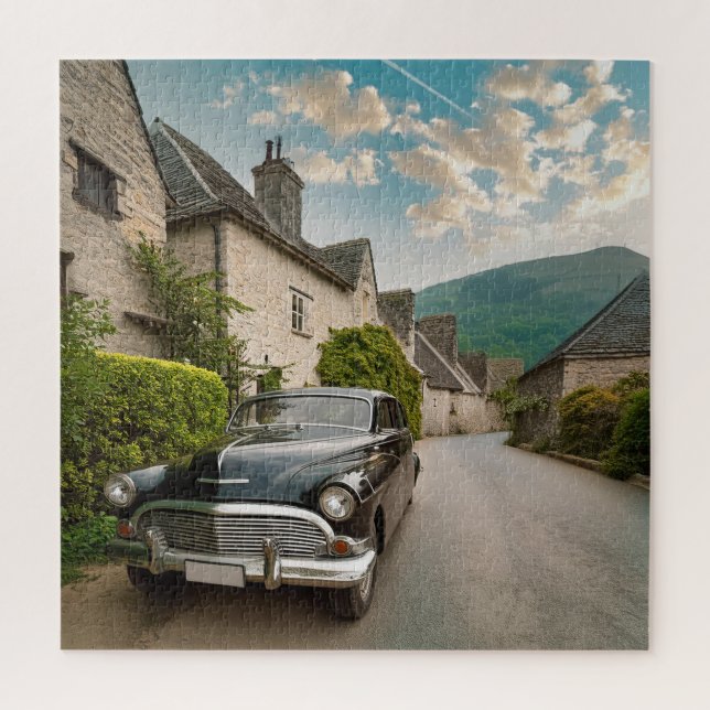 Ein Oldtimer in einem malerischen Dorf (Vertikal)