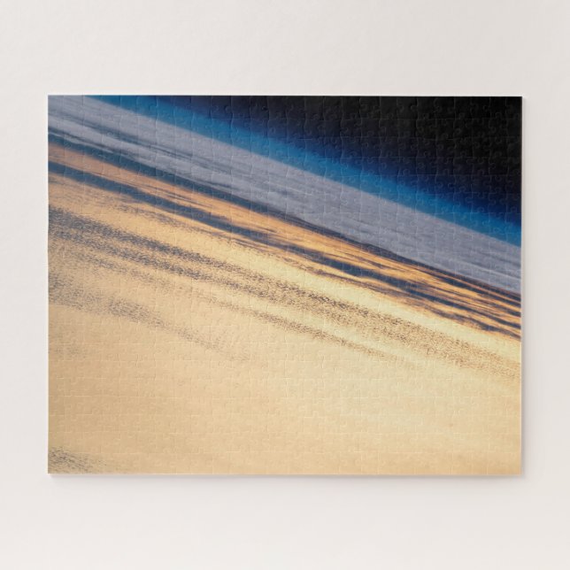 Ein Orbital Sunset von der Küste von Baja Kaliforn (Horizontal)