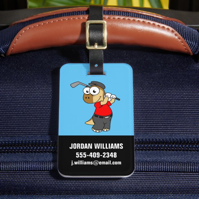 Ein Pachycephalosaurus Dinosaurier Playing Golf. Gepäckanhänger (Vorderseite Insitu 2)