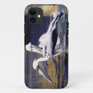 Ein Pelican startet iPhone 11 Hülle