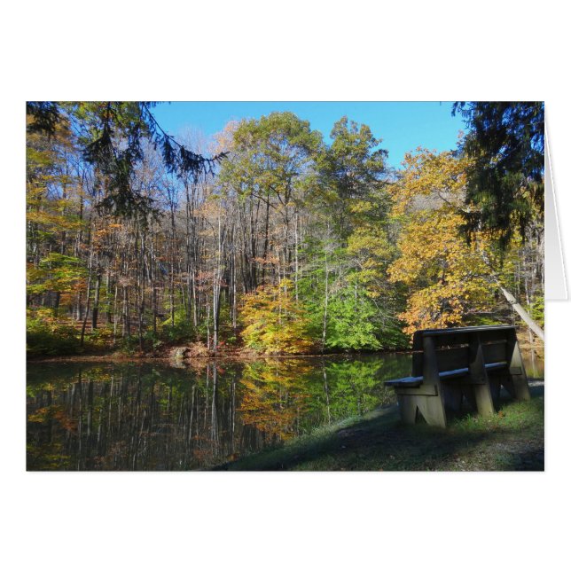 Ein Platz mit Blick auf den Herbst in Pennsylvania (Vorderseite (Horizontal))