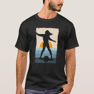 Ein-Rad-Girl-Besitzer schwimmen Leben Onewheel Ska T-Shirt