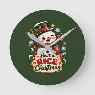 Ein Reis-Weihnachten Kawaii Sushi-Schneemann Runde Wanduhr