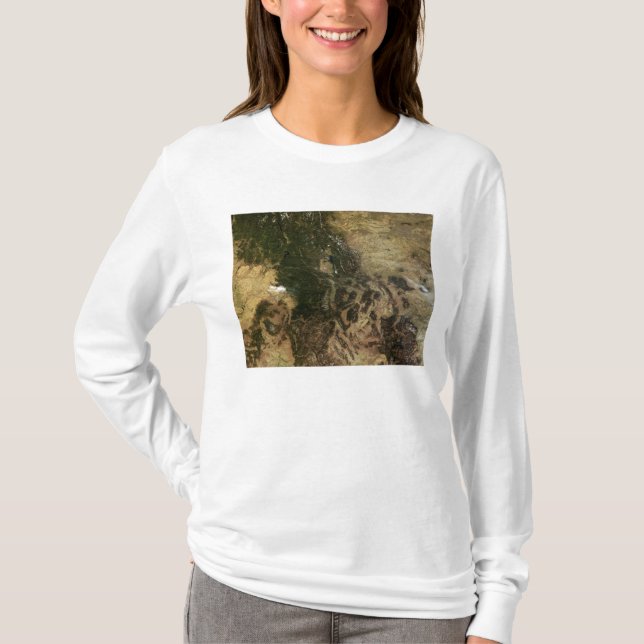 Ein relativ klarer Tag T-Shirt (Vorderseite)