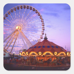 Ein Riesenrad und Karussell am Navy Pier in Quadratischer Aufkleber