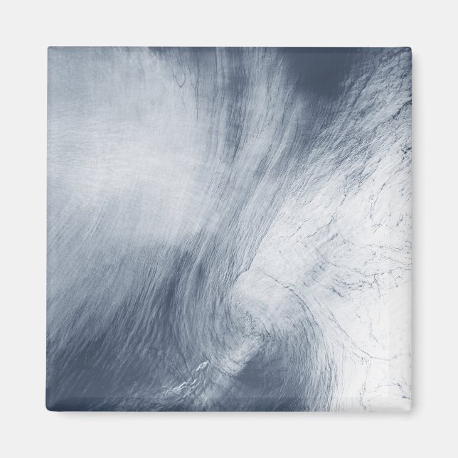 Ein riesiger Whirlpool, der Wirbel über dem Meer b Magnet (Vorne)