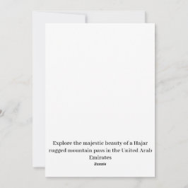 Ein robuster Bergpass in den VAE. Feiertagskarte