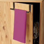ein rosa Hintergrund mit weißem Hintergrund Geschirrtuch<br><div class="desc">Das Design ist ein großes blaues Quadrat,  das ein heller und klarer Himmel zu sein scheint. Die Farbe des Himmels ist ein tiefer Blau,  der ihm ein lebendiges und lebendiges Aussehen verleiht.</div>