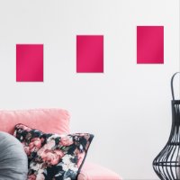 Ein rosa Quadrat mit einer knusprigen, weißen Kant