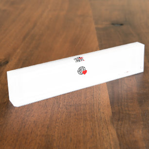 Ein rotes Herzsymbol mit glatten, fetten Linien Namensplakette