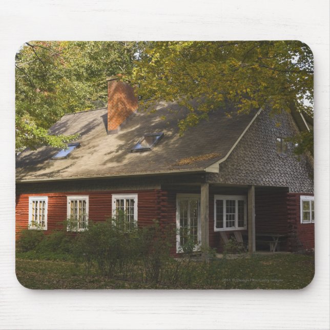 Ein rotes Klotz-Zuhause Mousepad (Vorne)