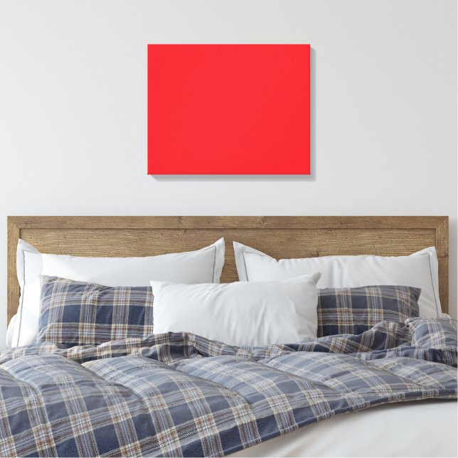 Ein rotes Quadrat, umgeben von einem dünnen weißen Leinwanddruck (Insitu (Schlafzimmer))