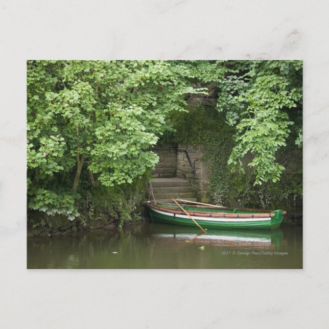 Ein Ruderboot lief auf einigen Treppen entlang der Postkarte (Vorderseite)