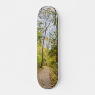 Ein Runge-Spaziergang im Herbst Skateboard
