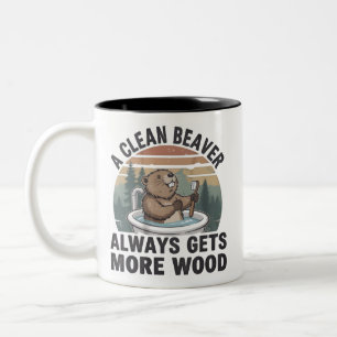 Ein sauberer Biber bekommt immer mehr Holz Schmutz Zweifarbige Tasse
