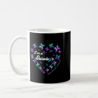 Ein Schmetterlingsherz für das Bewusstsein zur Übe Kaffeetasse