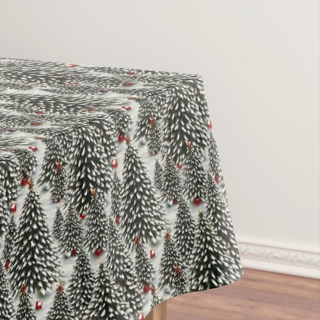 Ein schneebedeckter Wald mit Weihnachtsbäumen Tischdecke (Beispiel)