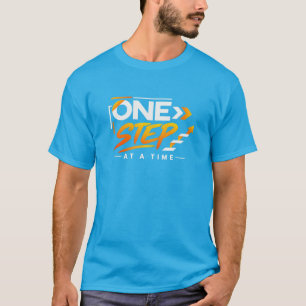 Ein Schritt entfernt – Motivierende Inspirierende T-Shirt