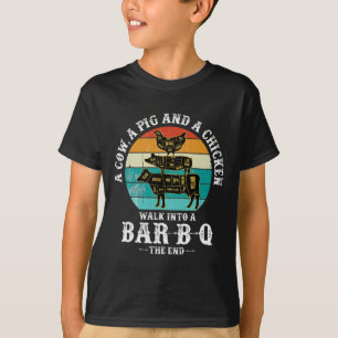 Ein Schwein, ein Huhn und eine Kuh gehen in eine R T-Shirt